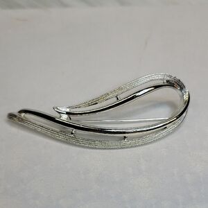 Vintage Sarah Coventry Silver Brooch